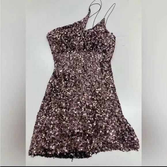 NWT ASTR The Label Sequin Mini Dress Asymmetrical‎ Party Cocktail Stretch Large - Picture 2 of 8